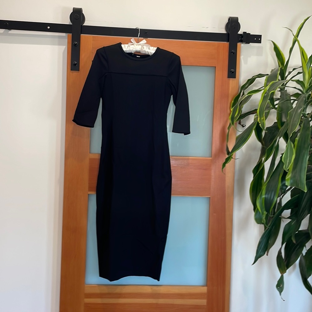 Lululemon bodycon LBD